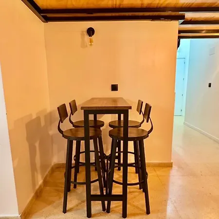 Apartment Con Terraza En Florida E2 *