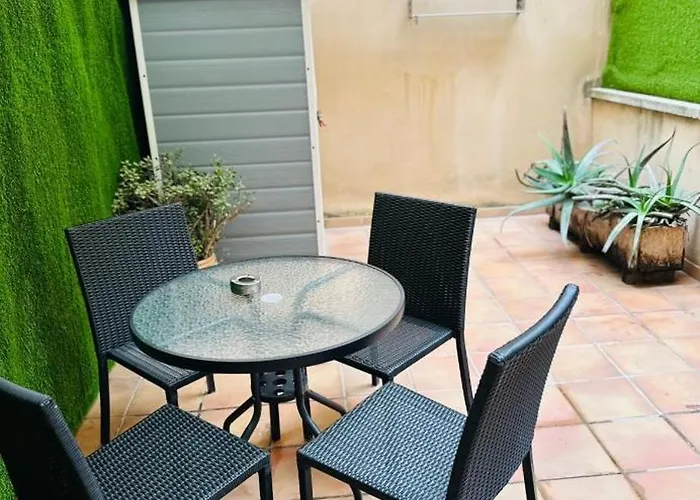 Con Terraza En Florida E2
